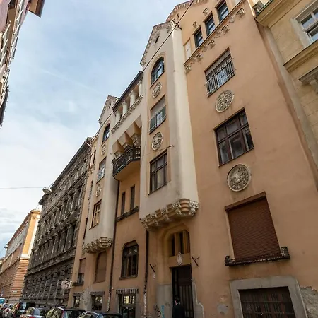 Апартаменты D.five Aradi B